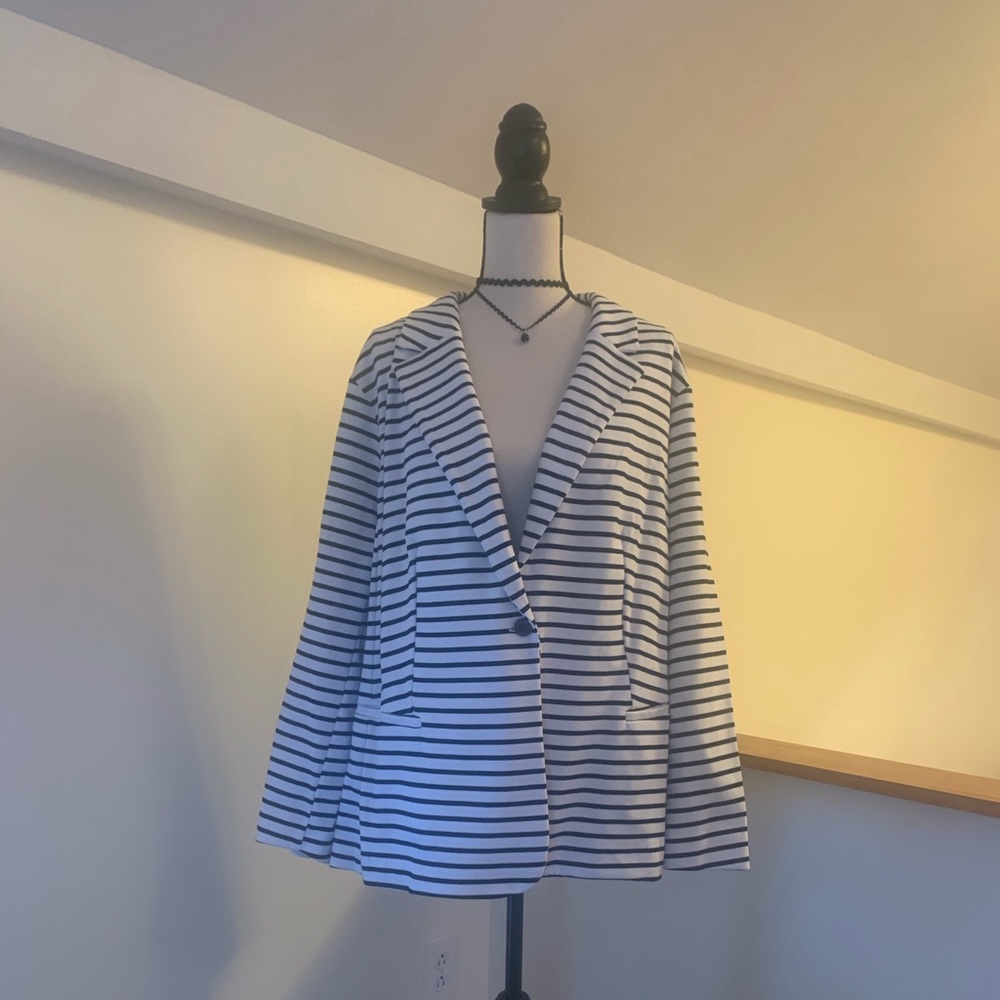NWT Blazer!!!